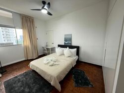 Simsville (D14), Condominium #477600401